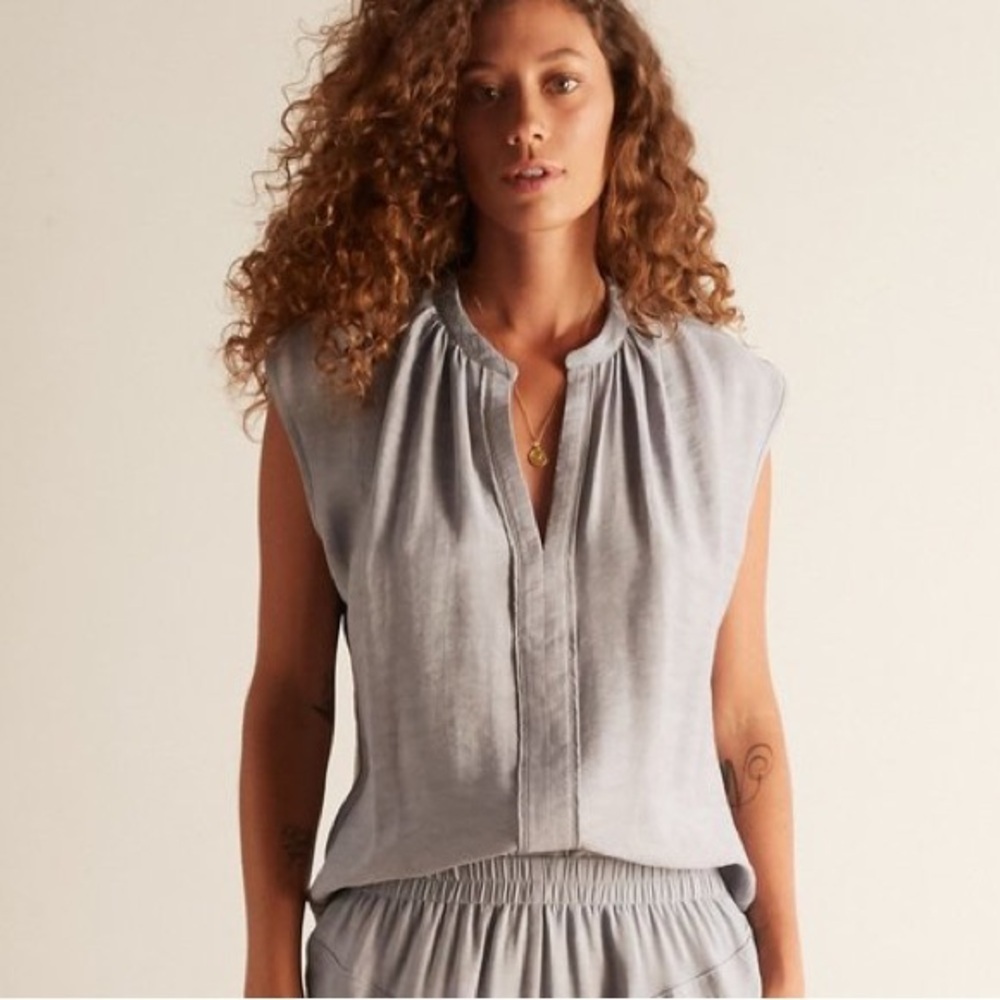 The Odells Pietra Gray Split Neck Cap Sleeve Popover Blouse Size XS